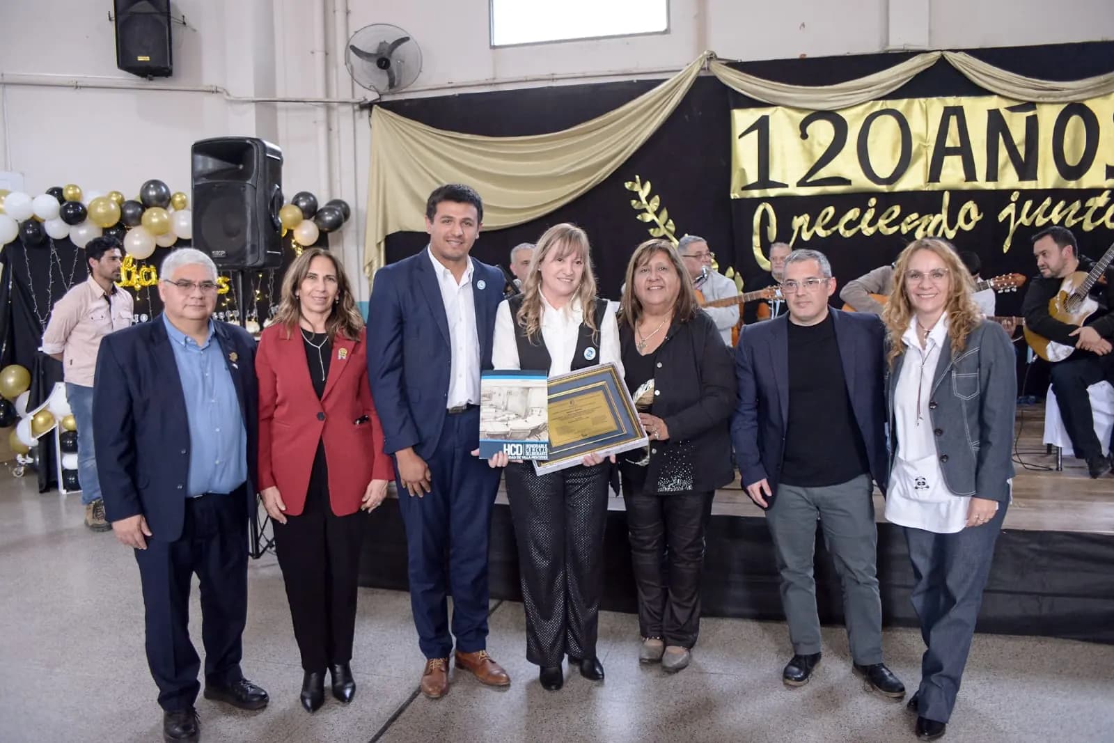 La Esc. 147 Prov. de Mendoza festejó 120 años