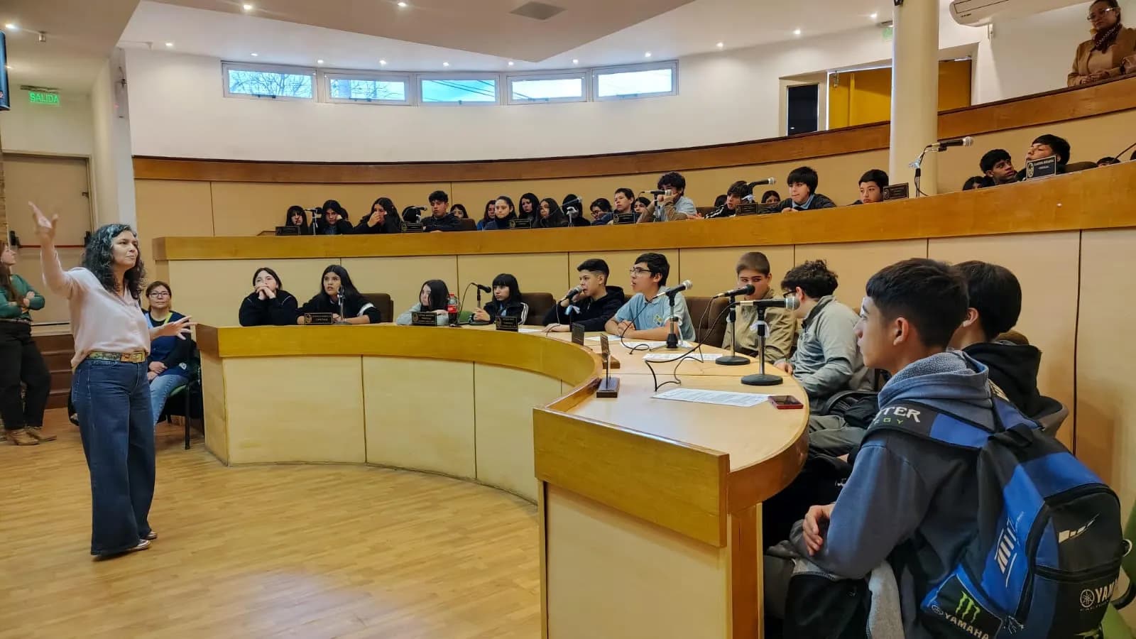 Nos visitaron estudiantes de la Esc. Bernardino Rivadavia