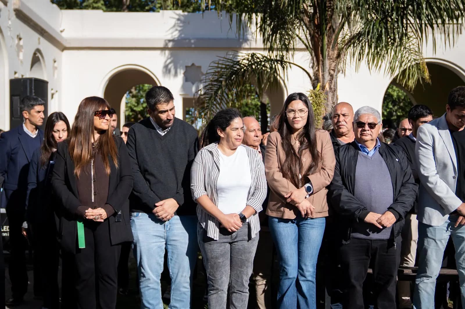 Acto en la Escuela N°2 J.E. Pedernera